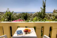 Sunrise Hotel & Apartments Hotels in Foinikas
