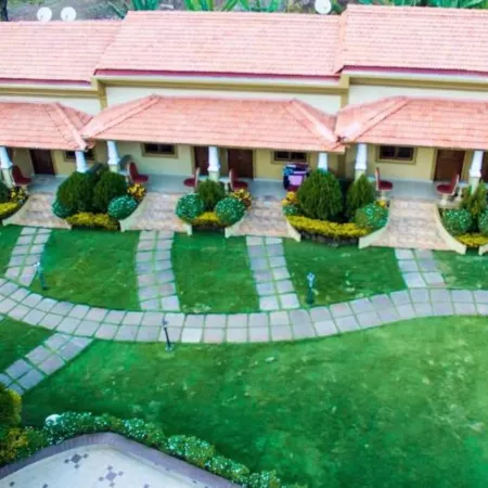 Cochichos Resort