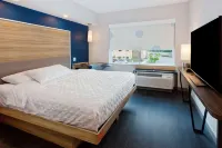 Tru by Hilton Auburn - Gym
