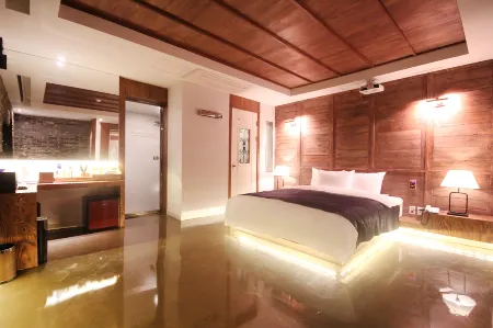 Daegu Sincheon Play & Stay Hotel