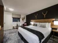 The Sebel Pinnacle Valley Hotels in Mansfield