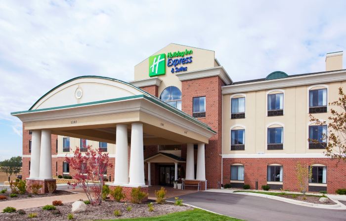 Holiday Inn Express & Suites DETROIT NORTH - TROY by IHG