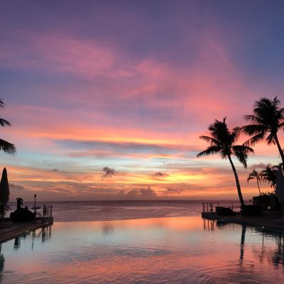 ホテル周辺 グアム リーフ ホテルの写真