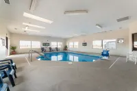 Red Roof Inn St Louis - Troy, IL - piscina