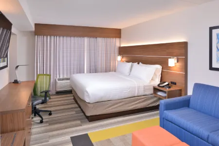 Holiday Inn Express & Suites Indianapolis Dtn-Conv Ctr Area