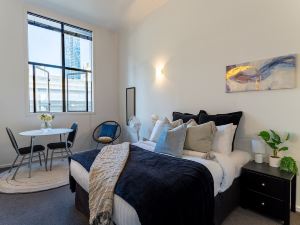 Bright CBD Studio -Near SkyTower-WiFi