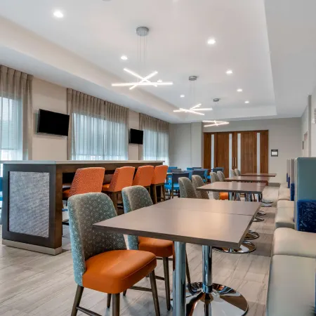 Comfort Suites Gainesville Near University