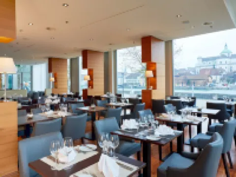 H4 Solothurn Hoteles en Soleura