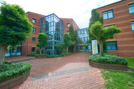 GHOTEL hotel & living Hannover Отели рядом с достопримечательностью «Ярмарочная площадь Ганновера»