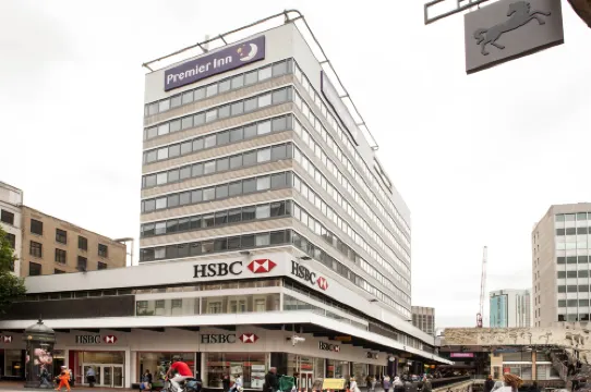 Premier Inn Birmingham City Centre (New St Station) โรงแรมในเบอร์มิงแฮม