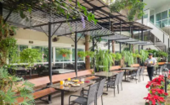 โรงแรม เดอะ พีโน่ ปากช่อง