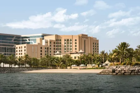 Traders Hotel，Qaryat AI Beri, Abu Dhabi