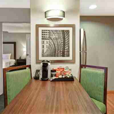 Homewood Suites by Hilton Cincinnati-Milford Rooms