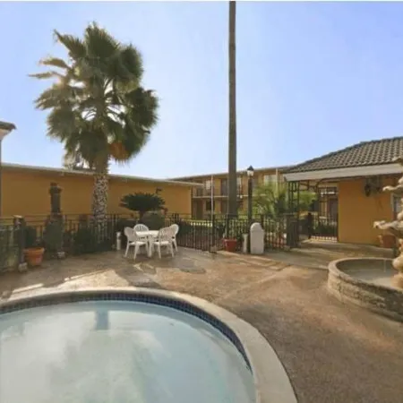 Americas Best Value Inn Laredo