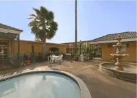 Americas Best Value Inn Laredo - Kylpyammeita
