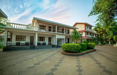 Paradise Villas & Resort