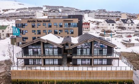 Arctic Sea Hotel - Housity
