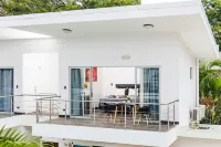In the Shade Hotel - Coworking - 300Mbit - Adults Only