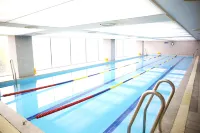 The Riverside Hotel - piscina
