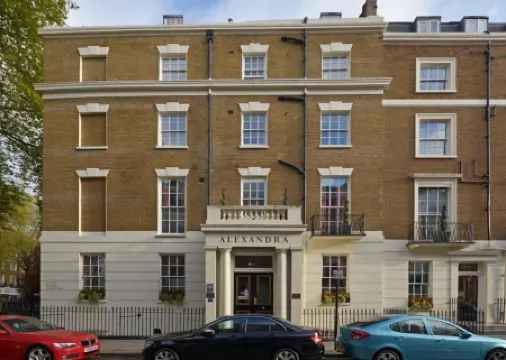 Alexandra Hotel Отели рядом с достопримечательностью «Гайд-парк»