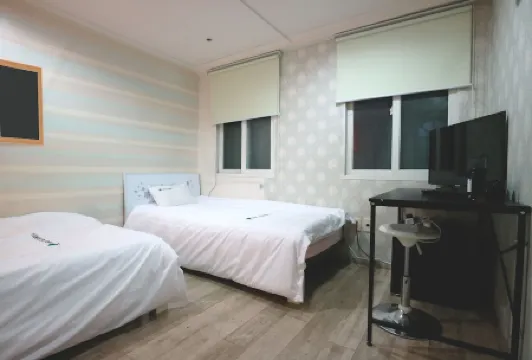 Hostel Korea - Original