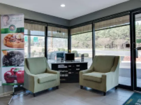 ควอลิตี้ อินน์แอนด์สวีทส์ ย่านมหาวิทยาลัยเอเธนส์ โรงแรมในเอเธนส์