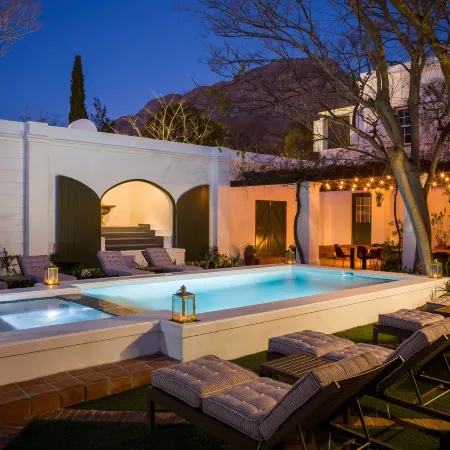 Akademie Street Boutique Hotel