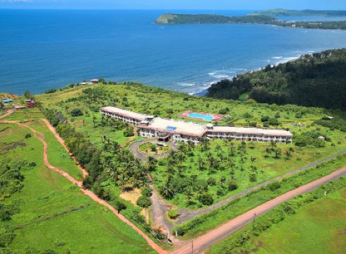 Kohinoor Samudra Beach Resort