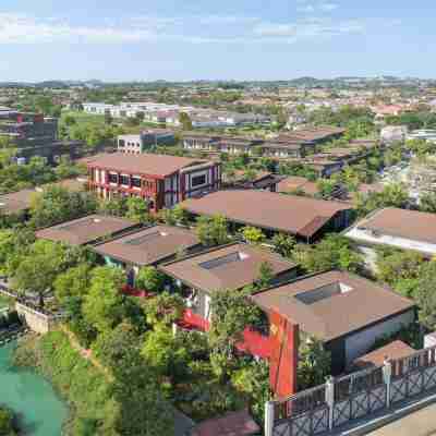 The Gems Mining Pool Villas Pattaya Hotel Exterior