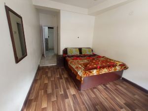 Varun Guest House