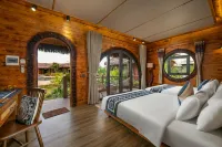 Jacaranda Valley Các khách sạn ở Vĩnh Thịnh
