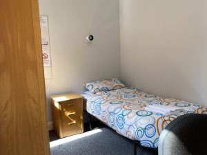 Rooms for Students Only Cricklewood Lane