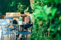 Lily & Bloom Boutique Hotel - bar