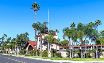 Hyland Inn Near Legoland