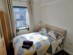360 Serviced Accommodations - Colchester Marine Quay - 1 Double Bedroom Apartment