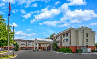 Holiday Inn Express Philadelphia NE - Bensalem