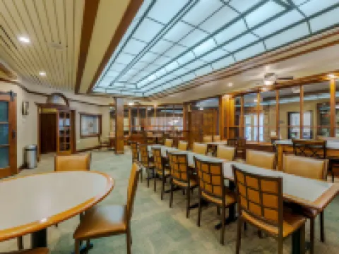 Best Western Plus Wooster Hotel Conference Center Hoteles en Wooster