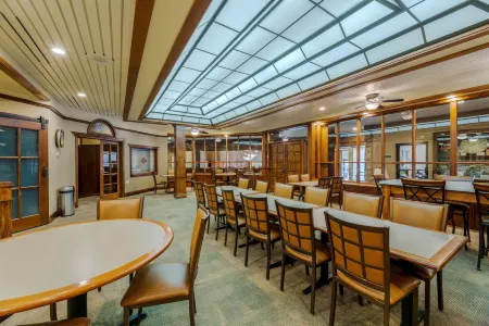 Best Western Plus Wooster Hotel  Conference Center