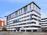 Travelodge Swindon Central - Lemmikkieläimet sallittu