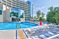 Marina Grand Beach Hotel - All Inclusive Plus - Beach