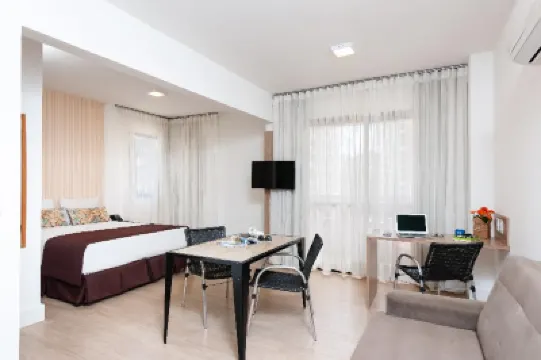 斯勞鎮維多利亞酒店 酒店