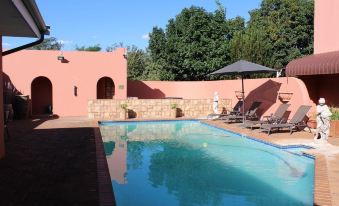 El Gran Chaparral Guest House
