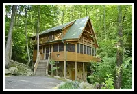 Streamsong Secluded Creek View Cabin with Hot Tub and Pool Table by RedAwning