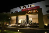 Hotel Two Select - parkir