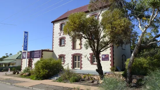 Flinders Ranges Motel - the Mill