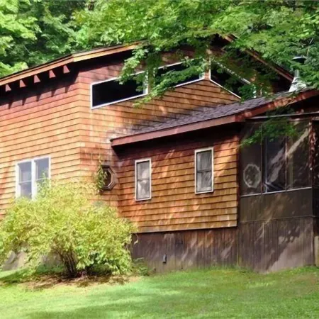 Cedarwood Lodge