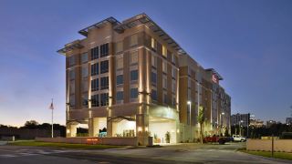 hampton-inn-and-suites-orlando-downtown-south-medical-center