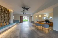 Izla Beach Front Hotel
