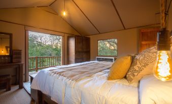 Vuyani River Lodge