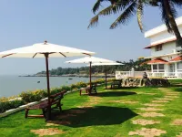 Mascot Beach Resort Hotels near UmaMaheshwara Temple, Kizhuthalli